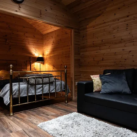 Campingplatz The Getaway - The Hen Harrier - Luxury Glamping With Hot Tub - Adults Only *