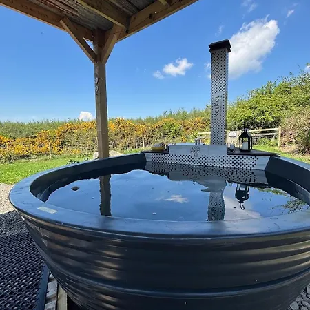 Kemp The Getaway - The Hen Harrier - Luxury Glamping With Hot Tub Dungarvan (Waterford)